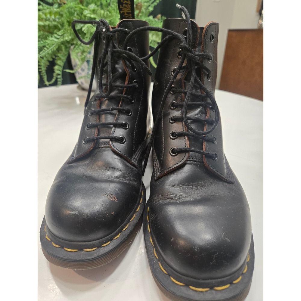 Dr. Martens 1460 Vintage Made in England Black Leather 8 Eye Boots Mens 9 - Picture 1 of 7
